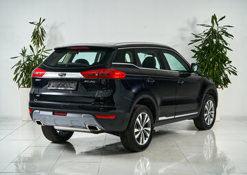 Geely Atlas Вид 4