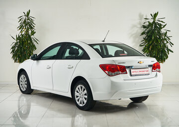 Chevrolet Cruze Вид 4