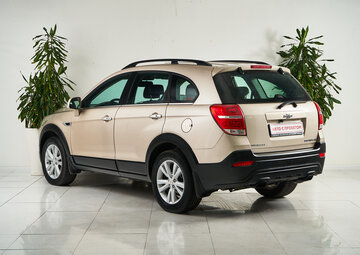 Chevrolet Captiva Вид 4