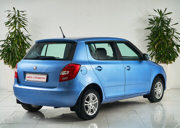 Skoda Fabia Вид 5