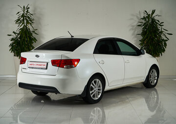 Kia Cerato Вид 5