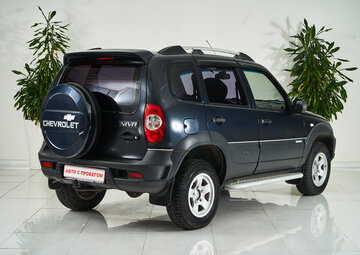 Chevrolet Niva Вид 5