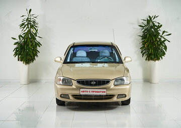 Hyundai Accent Вид 2
