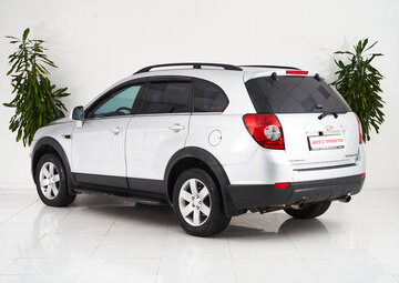 Chevrolet Captiva Вид 4