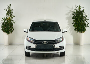 Lada Granta Вид 2