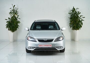 Daewoo Gentra Вид 2