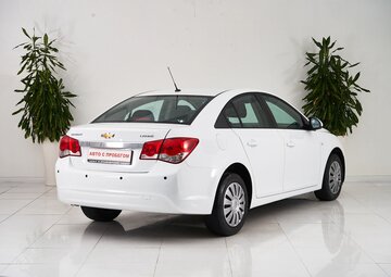 Chevrolet Cruze Вид 5