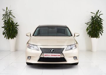 Lexus ES Вид 2