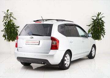 Kia Carens Вид 5