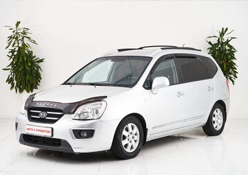 Kia Carens Вид 1