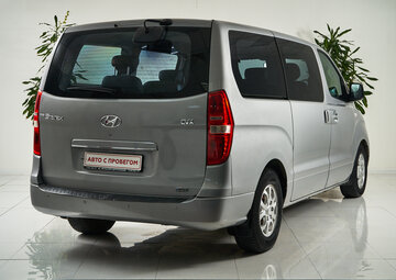 Hyundai Grand Starex Вид 5