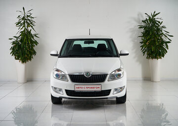 Skoda Fabia Вид 2