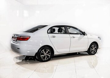 Lifan Solano Вид 2