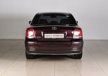 Toyota Avensis Вид 4