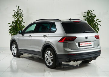 Volkswagen Tiguan Вид 4