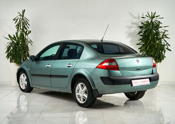 Renault Megane Вид 4