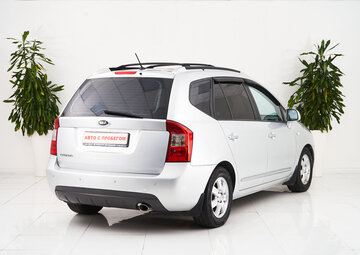 Kia Carens Вид 5
