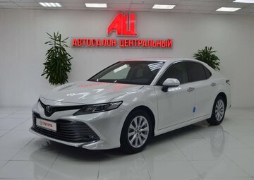 Toyota Camry Вид 1